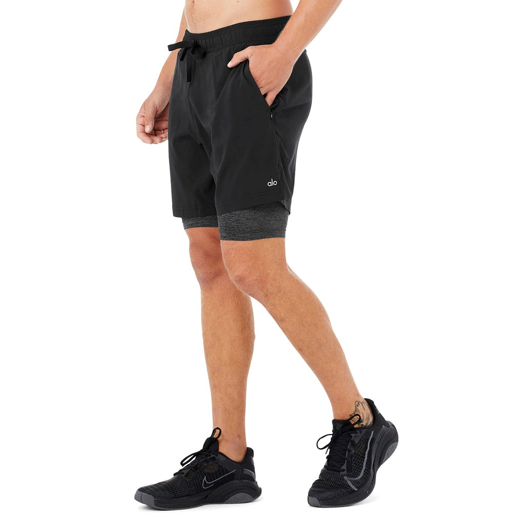 Bermudas Alo Yoga 7