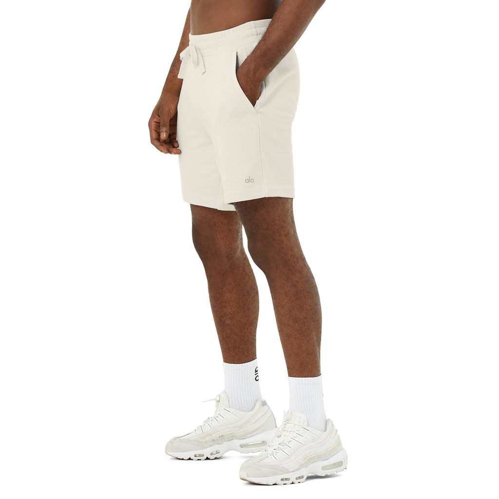 Bermudas Alo Yoga Chill Hombre Beige | SKIE74519