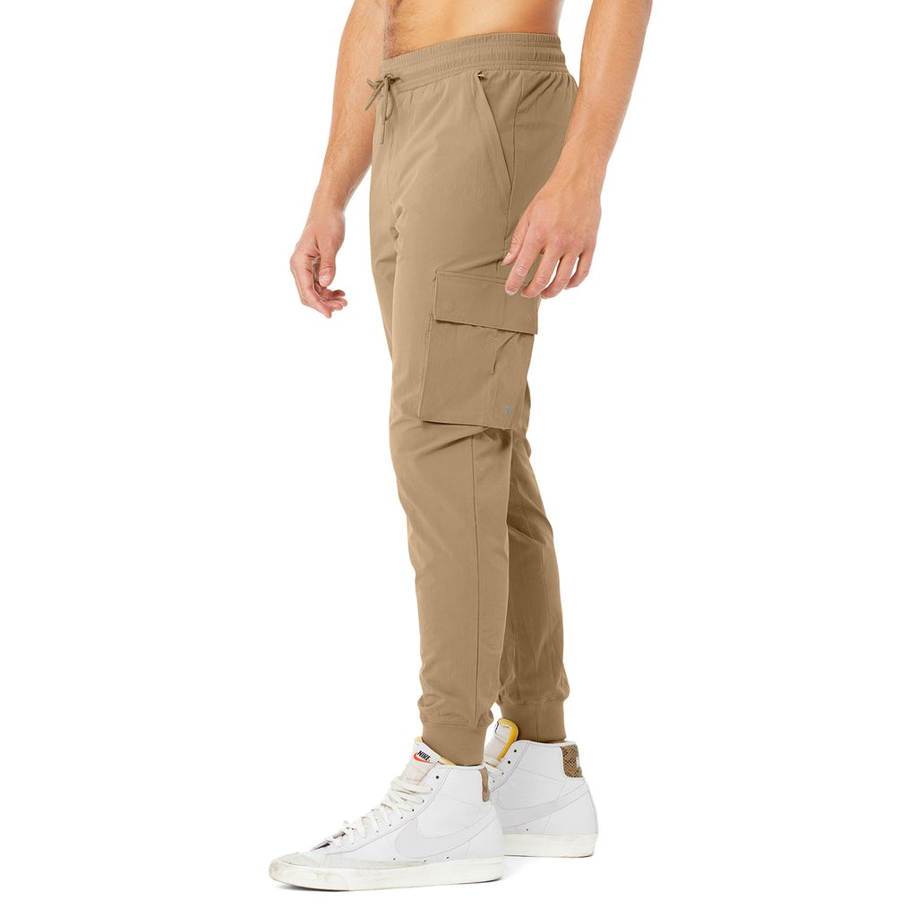 Pantalones Alo Yoga Cargo Division Field Hombre Beige | IHJZ49035