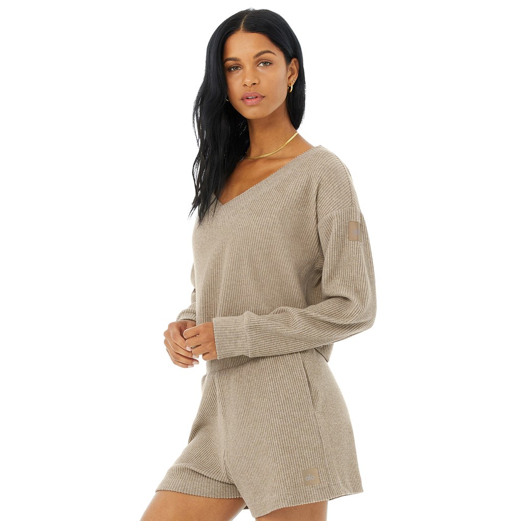 Pullover Alo Yoga Muse V-Neck Mujer Beige | XTEO50648