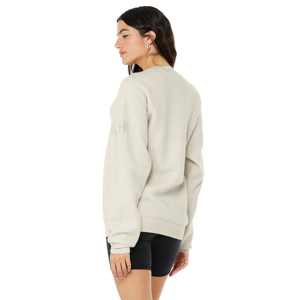 Sweatshirt Alo Yoga Triumph Crew Neck Sweatshirt Mujer Beige | UTXO30459